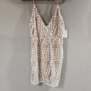 Nude Floral Dress with White & Gold Accents Winona Australia NWT Sz Small
